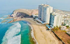 Brujas Tower Beach Resort